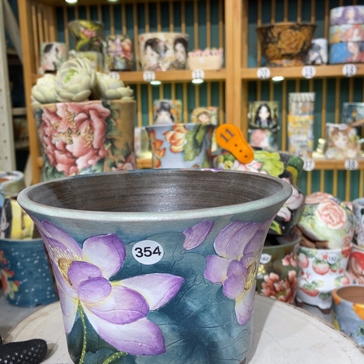 红陶景德镇艺术手绘作品