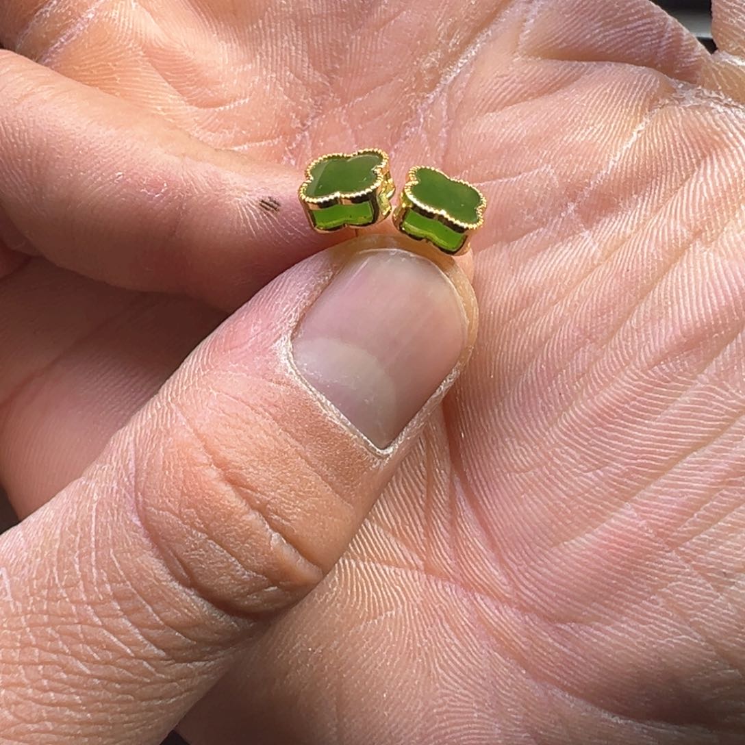 和田玉耳饰银S925镶嵌多样性碧玉四叶草耳钉