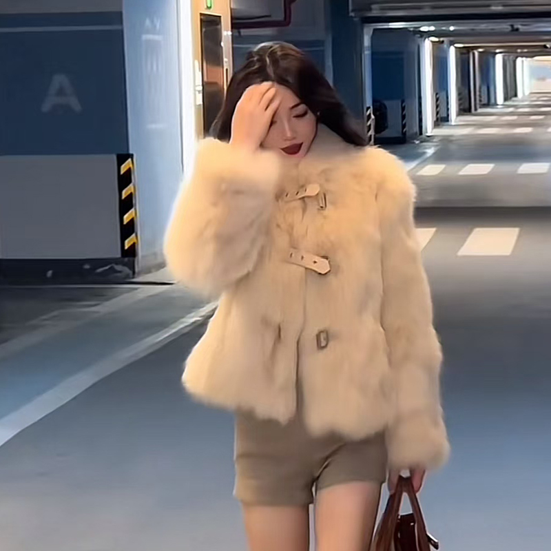 美拉德皮扣设计小香风毛外套冬季新款气质小个子毛毛外套女28699#