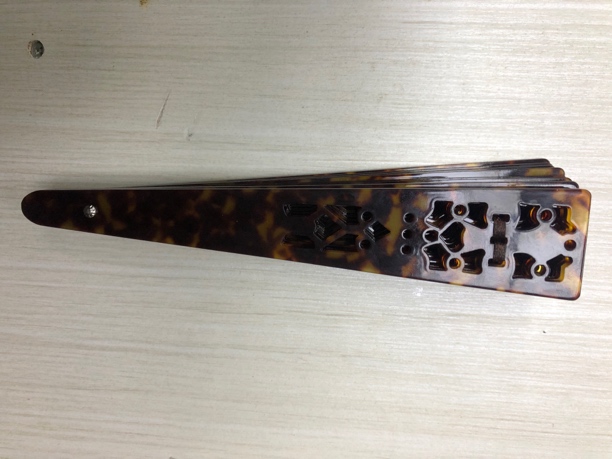 D27号特色花梨木扇子