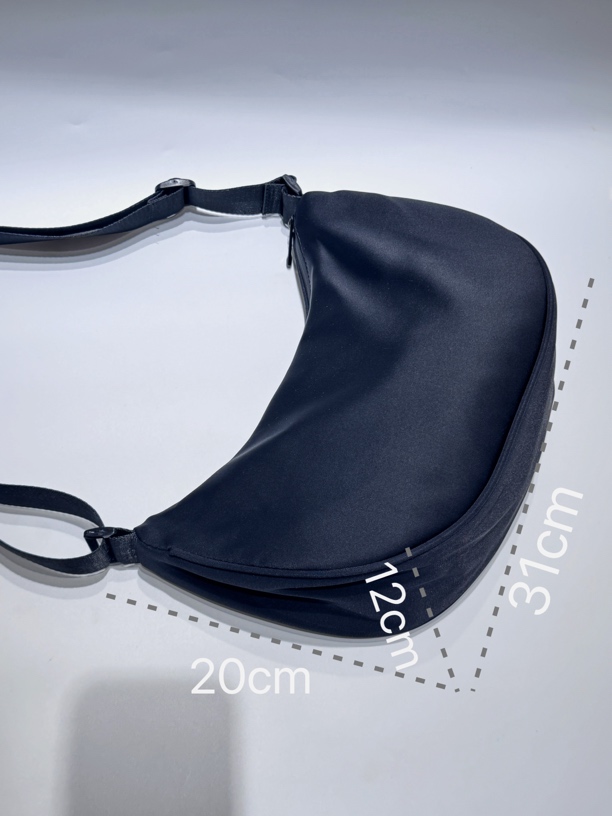 雅馨•玛琦诺休闲风饺子包单肩斜挎款