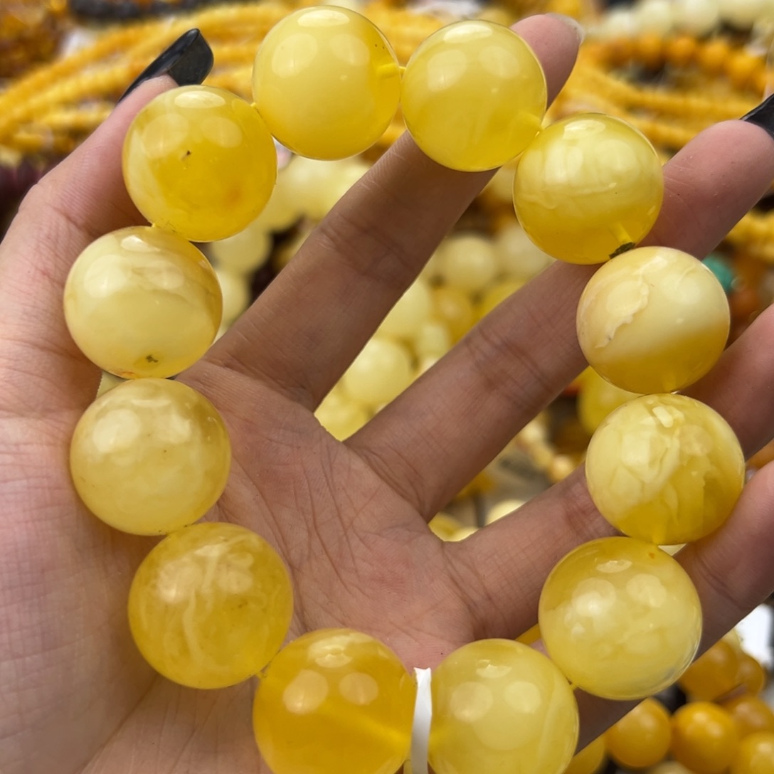 琥珀珠宝奇石未镶嵌