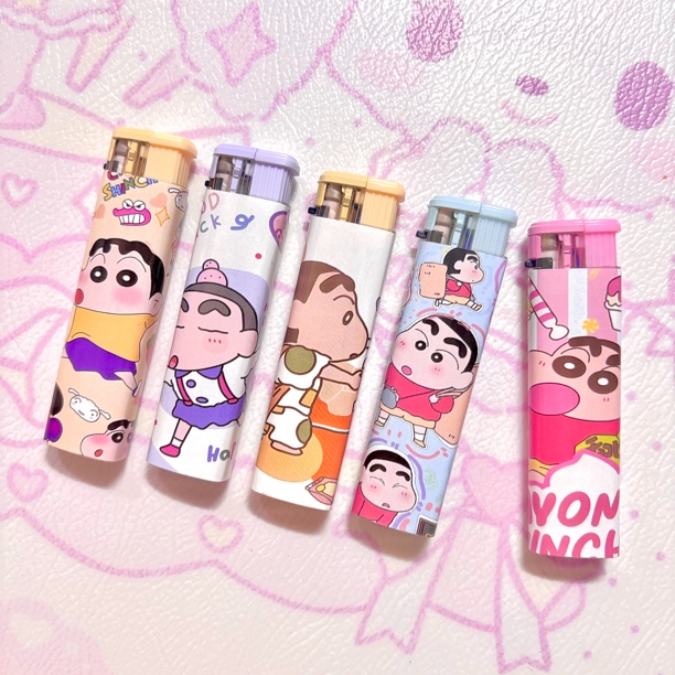 【宽版蜡笔小新系列】防风粉焰可爱火机男女礼物
