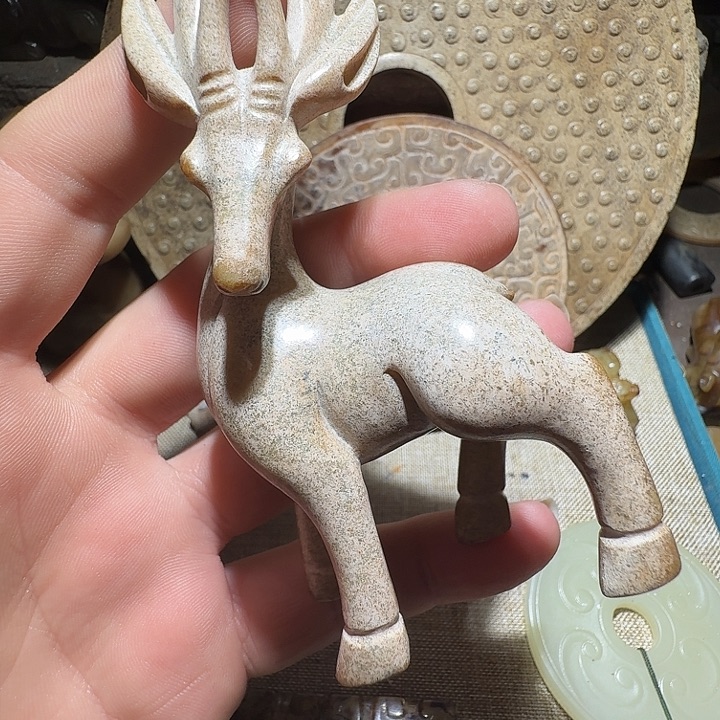 冲***理和田玉（糖玉）未镶嵌挂件