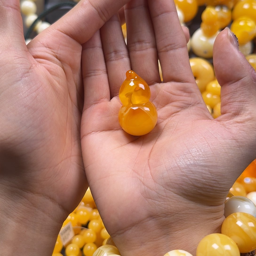 琥珀珠宝奇石未镶嵌葫芦