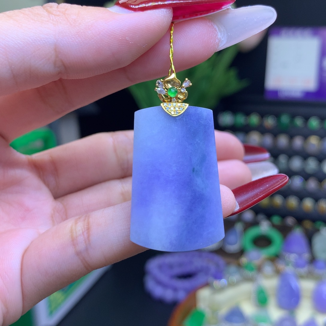 翡翠颈饰18K金镶嵌天然