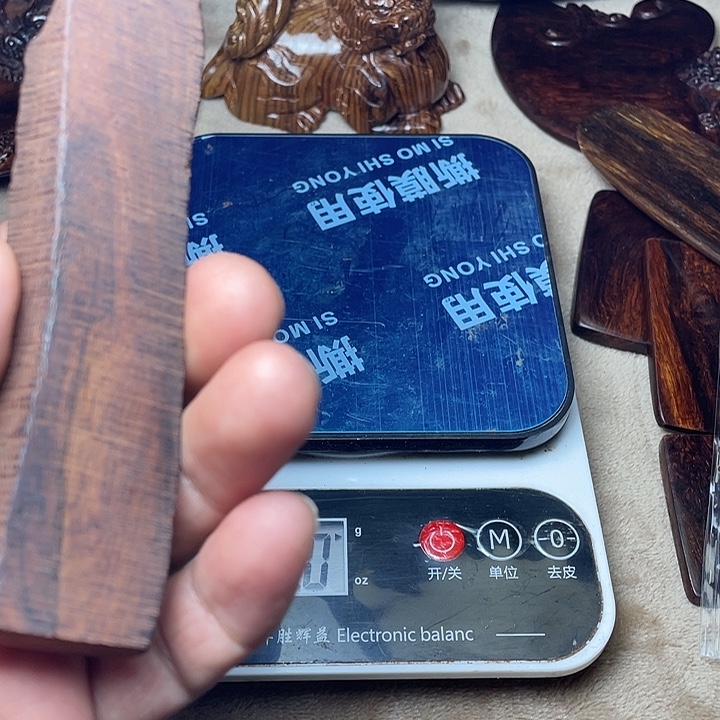 玛****花梨木类黄花梨木料