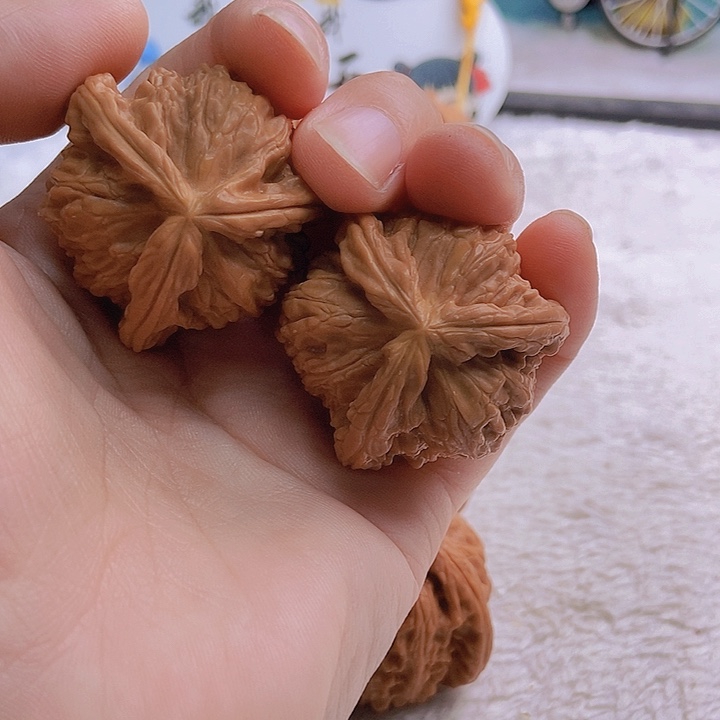 把件文玩核桃?****z三棱