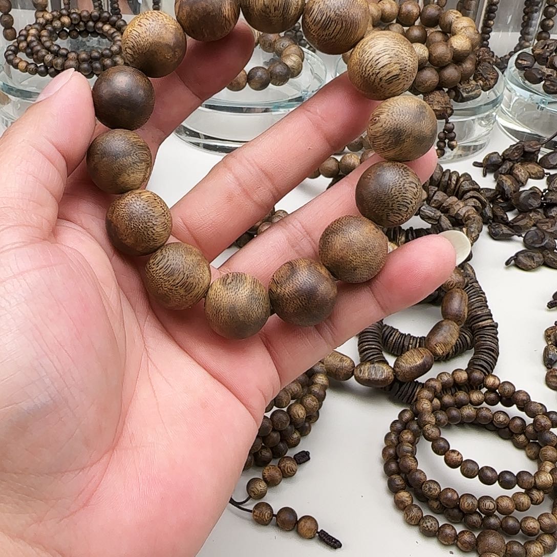 沉香手串海南白棋