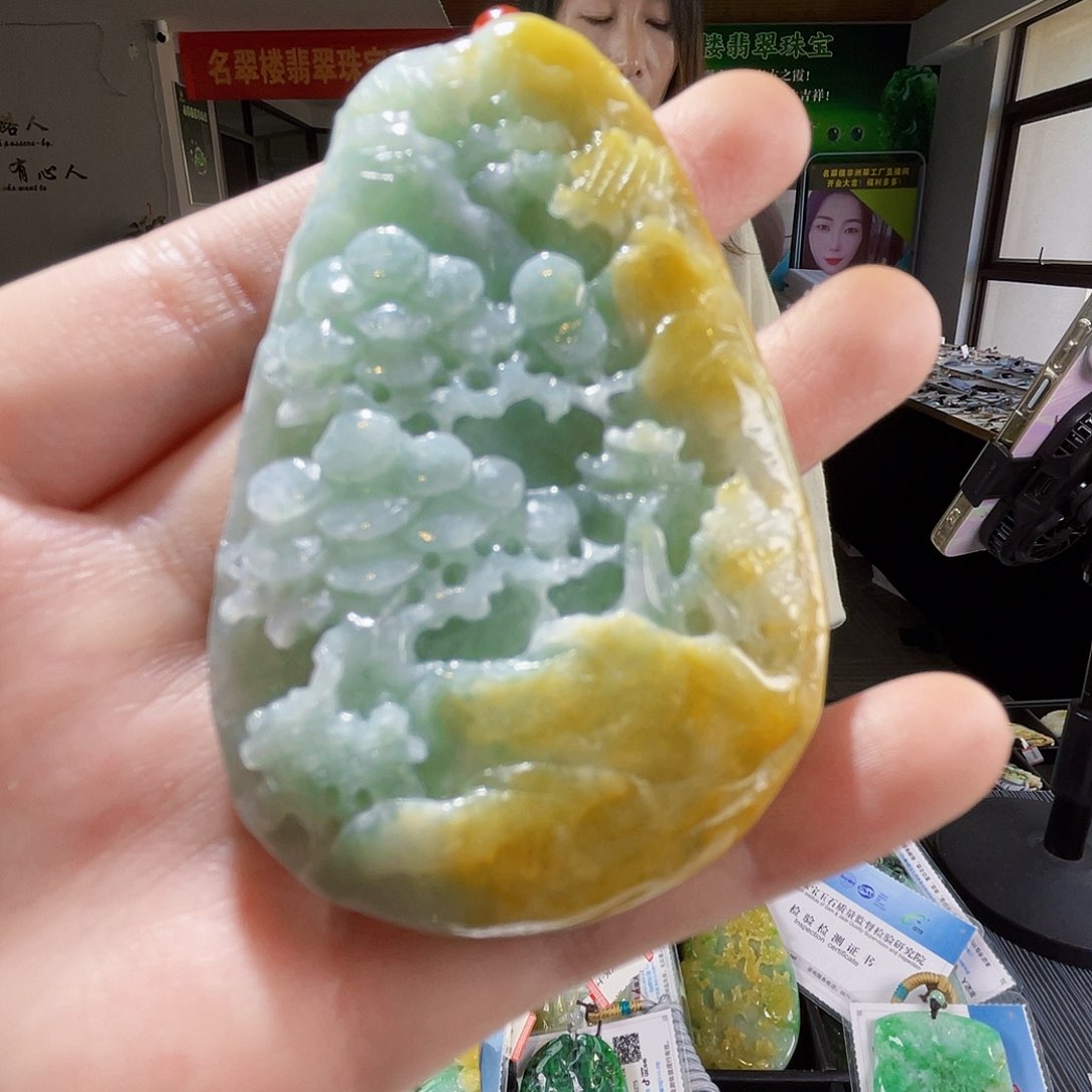 颈饰未镶嵌翡翠翡翠