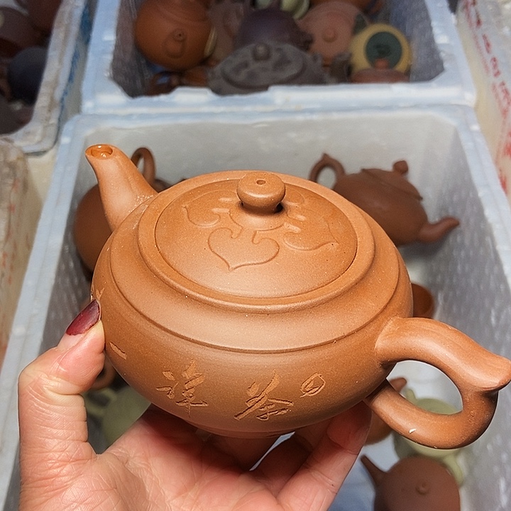 全手工制作宜兴紫砂茶壶