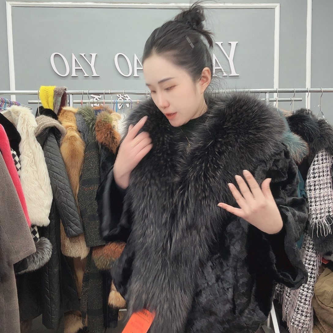 姚小妖家高端皮草