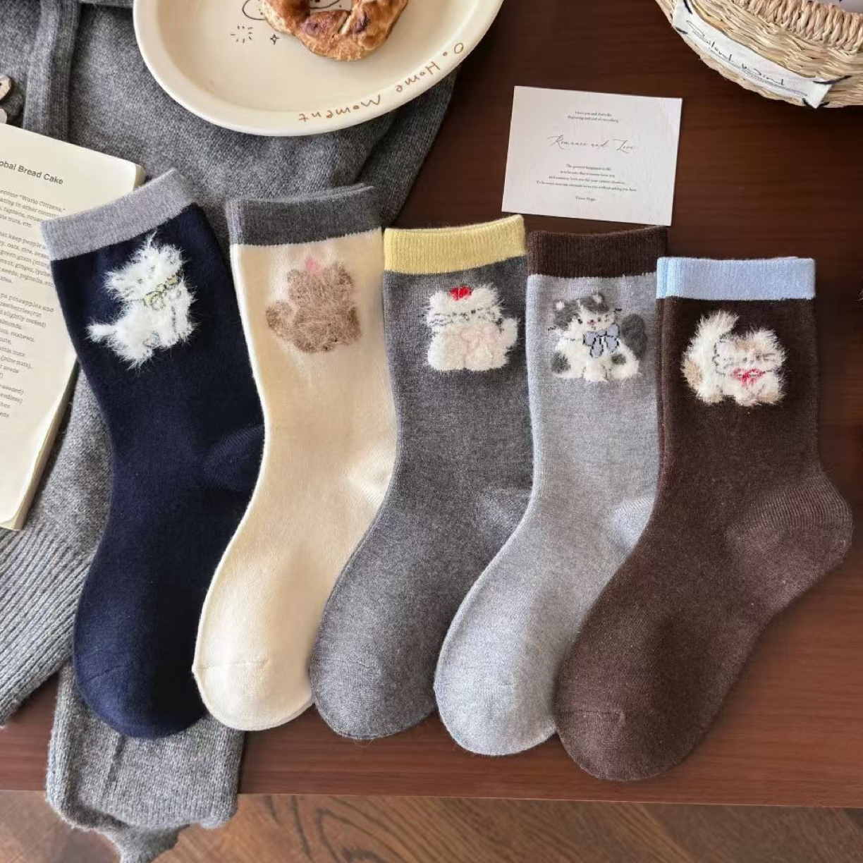 【萌宠小猫咪】日系可爱少女桑蚕丝羊毛袜，简直太萌了