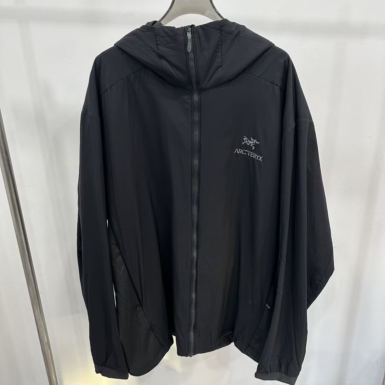 99新 ARC'TERYX/始祖鸟 黑色连帽棉服/M码/XXL码