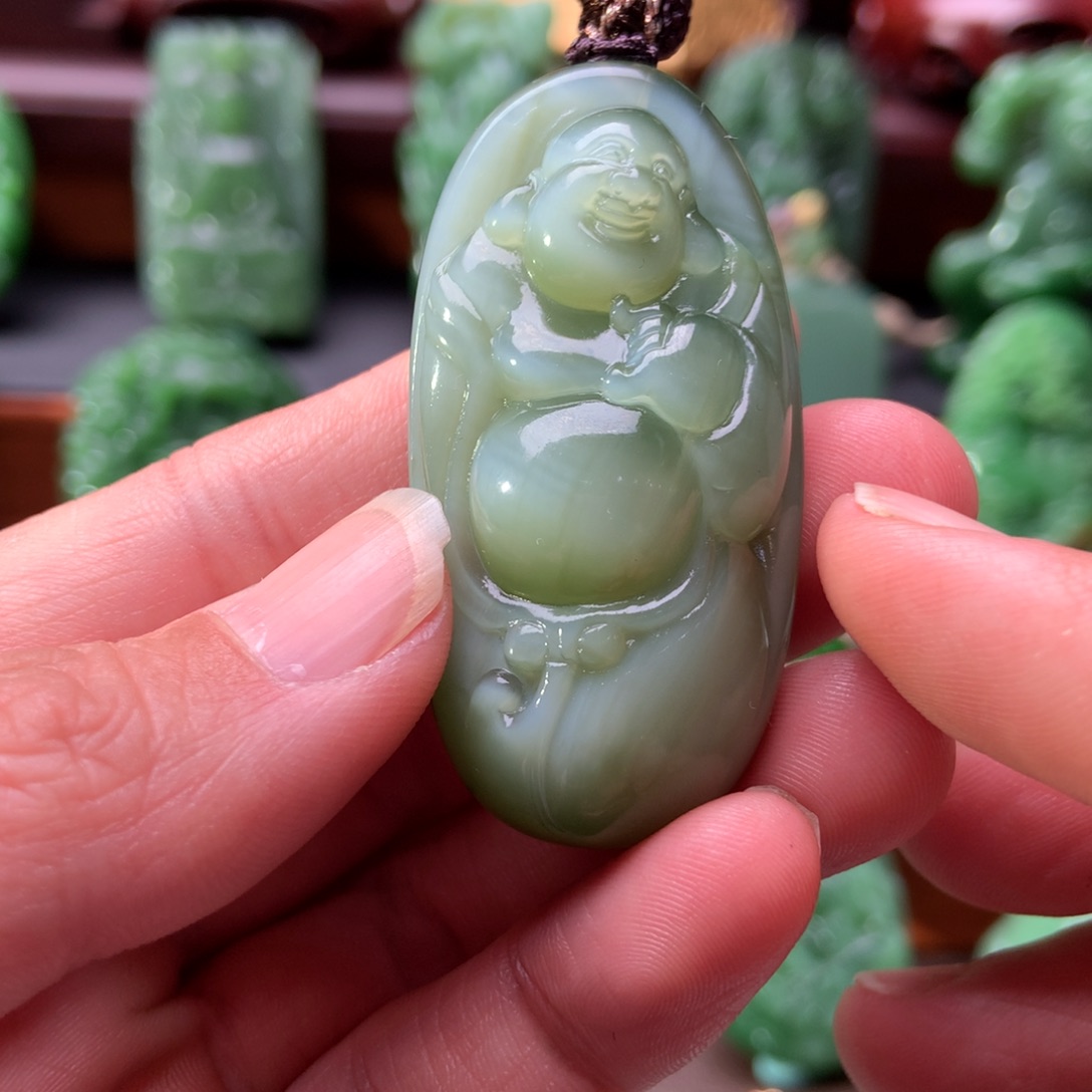 和田玉颈饰未镶嵌