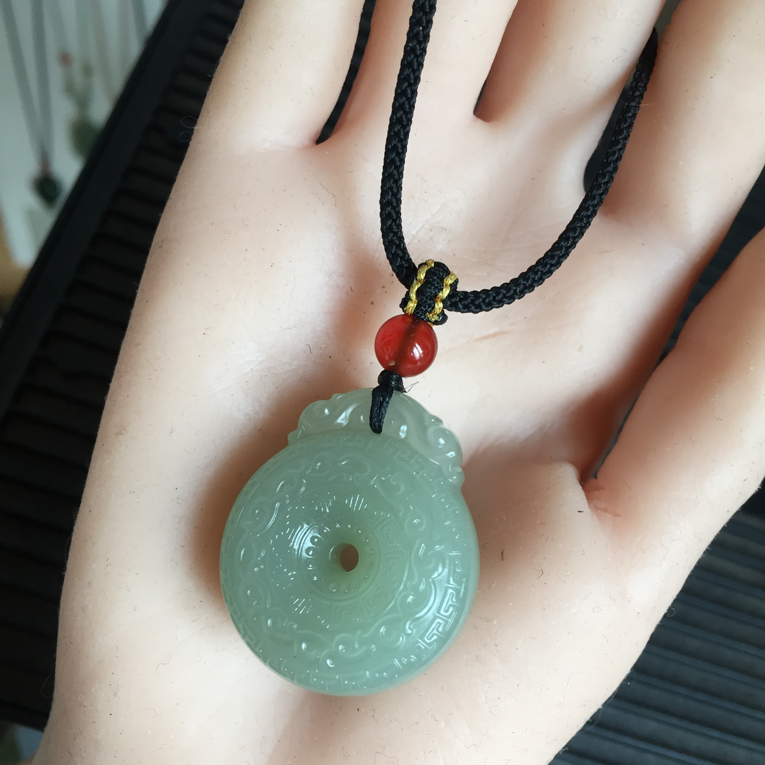 天然和田玉祥云纹双面雕平安扣吊坠八宝罗盘简约百搭颈饰尺寸30