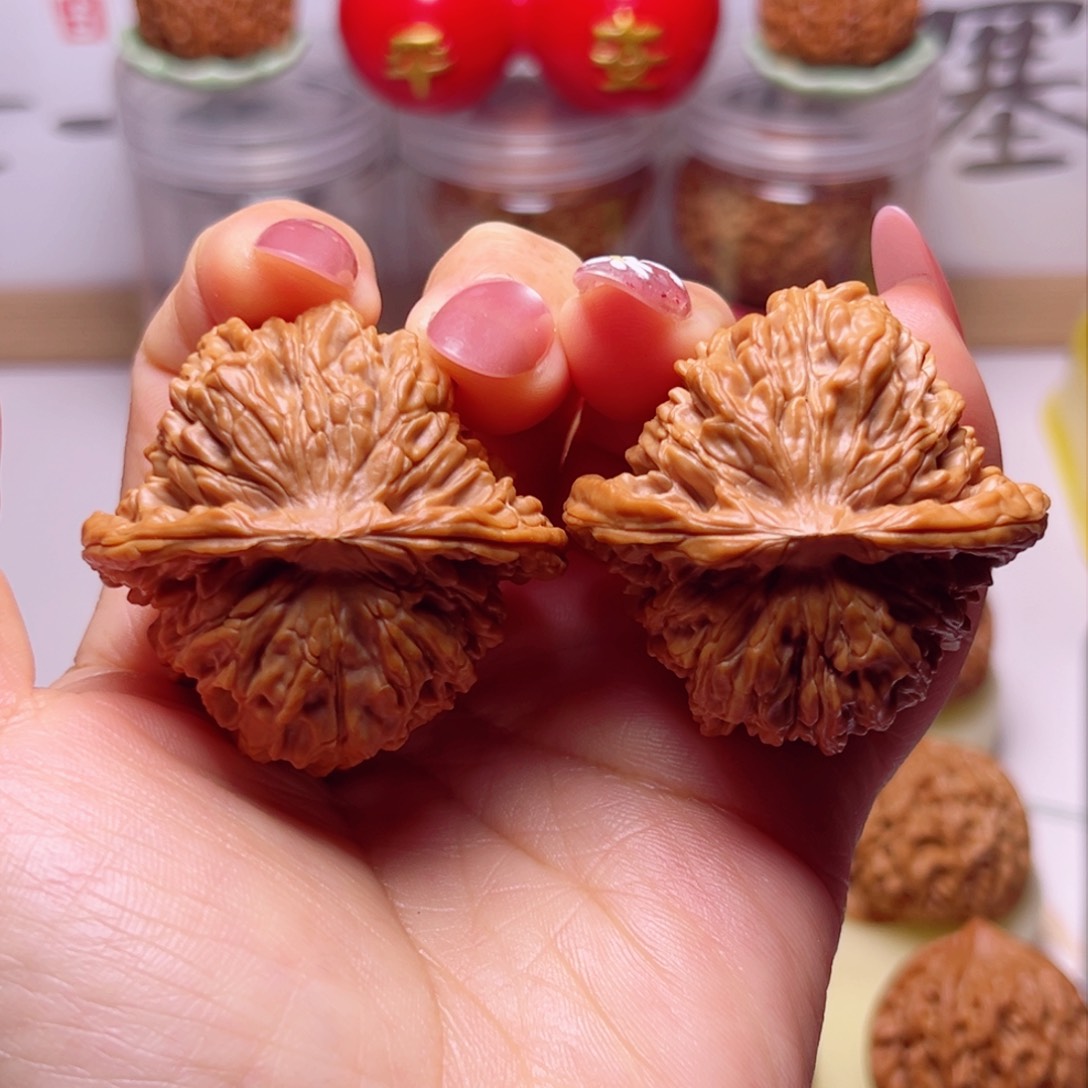 文玩核桃吊坠44尺汉高美楼