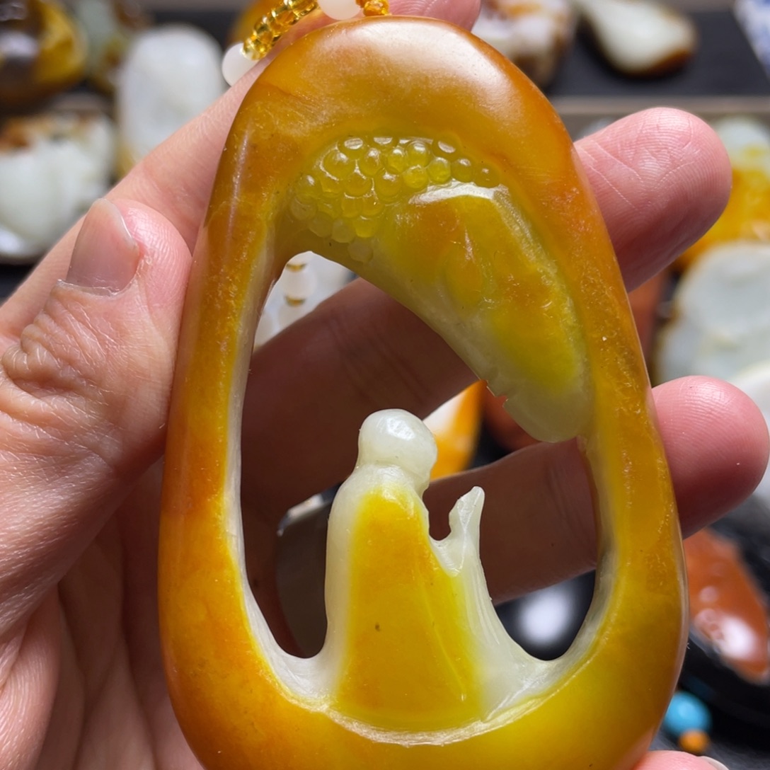 和田玉未镶嵌颈饰