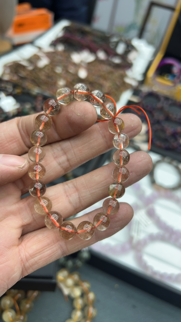 qq金发晶水晶手串