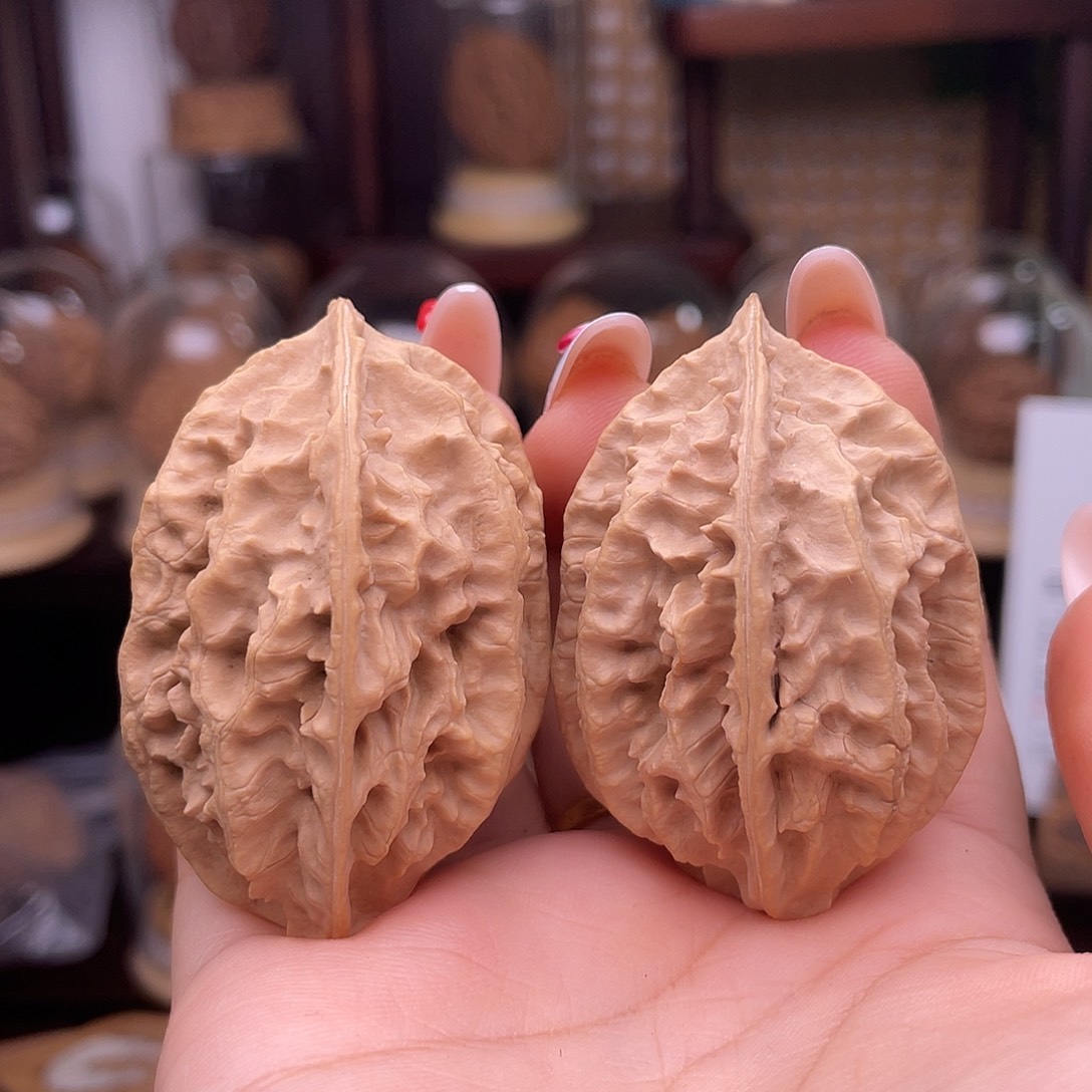 吊坠文玩核桃贵妃枕