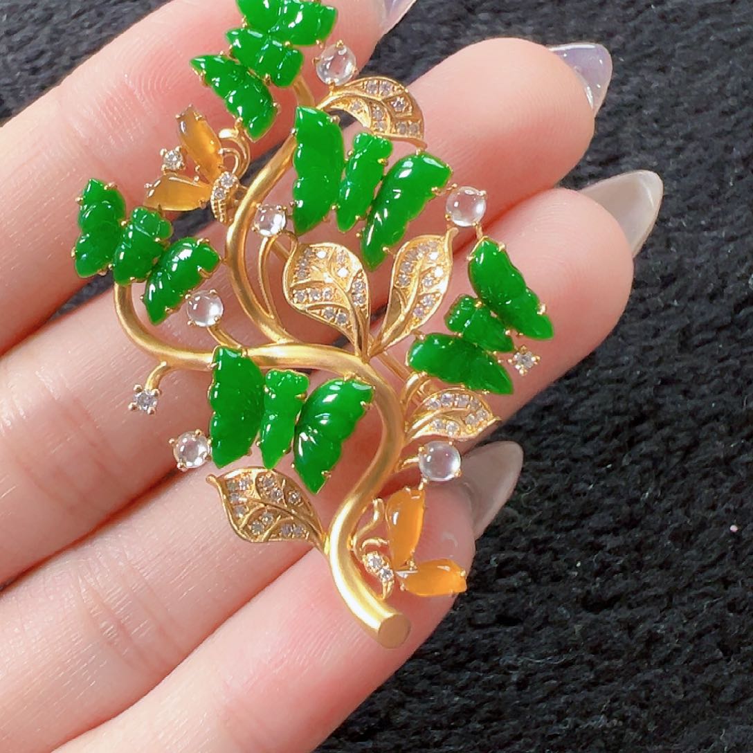 翡翠颈饰18K金镶嵌签收后24小时鉴赏期