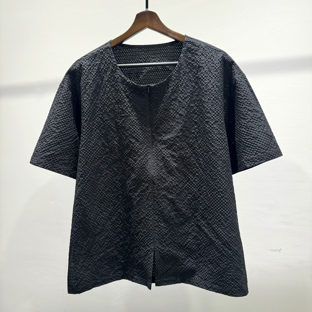 小众个性破洞透气半拉链圆领短袖体恤男士夏季开叉宽松休闲上衣