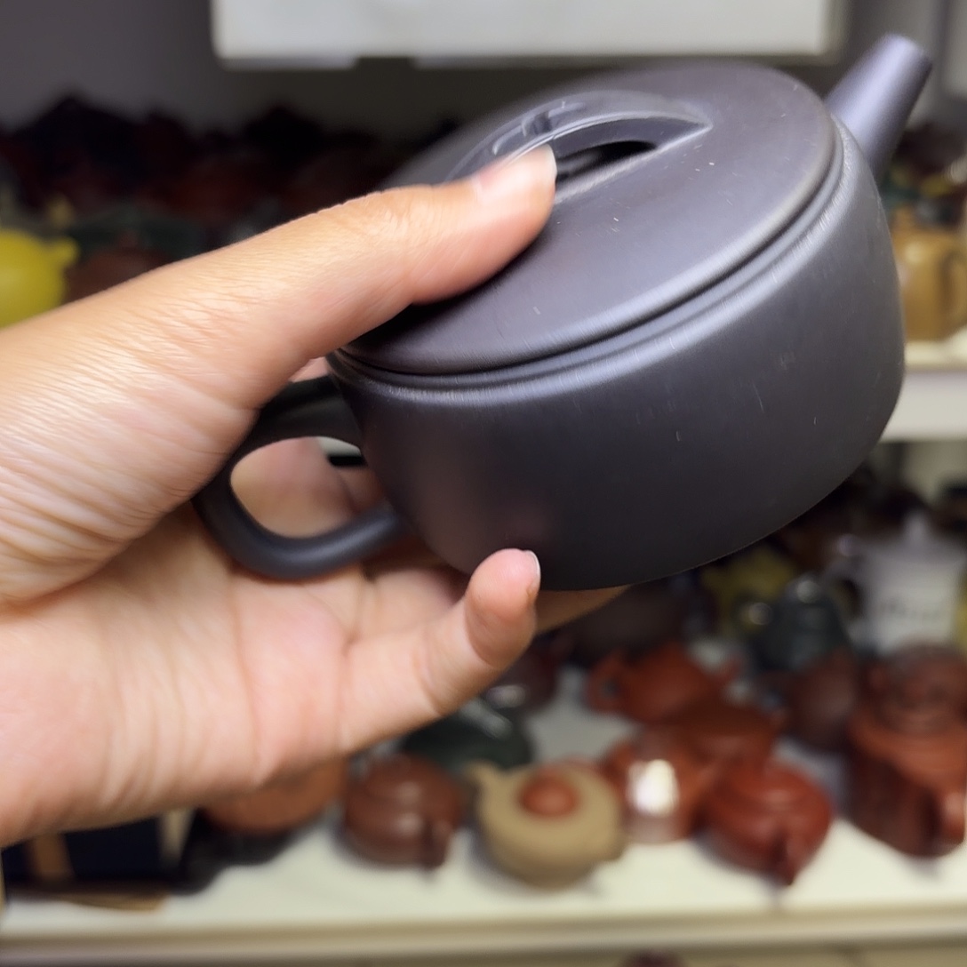 甄选宜兴本土紫砂壶