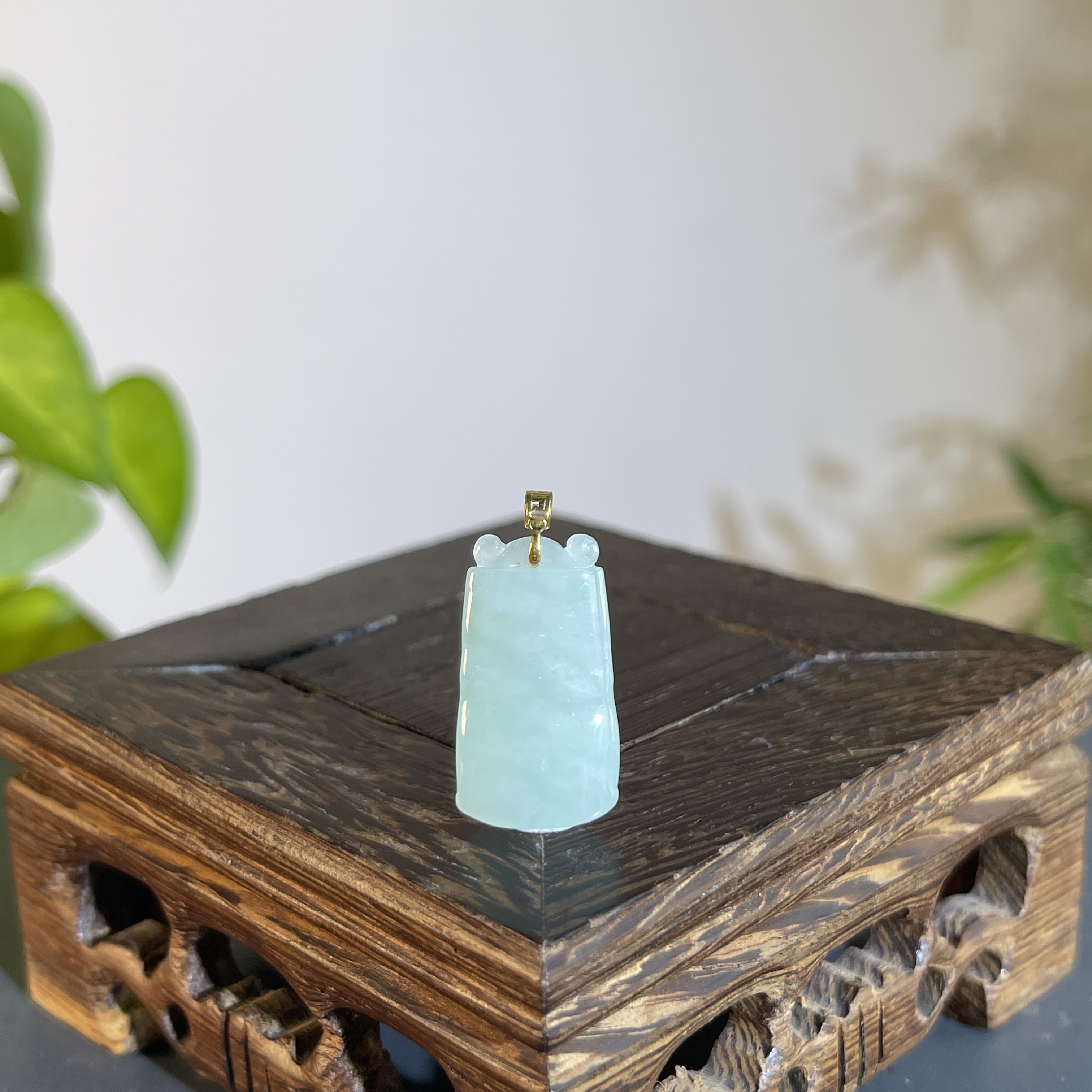 JTA15-013 天然缅甸翡翠A货 18K扣特色件