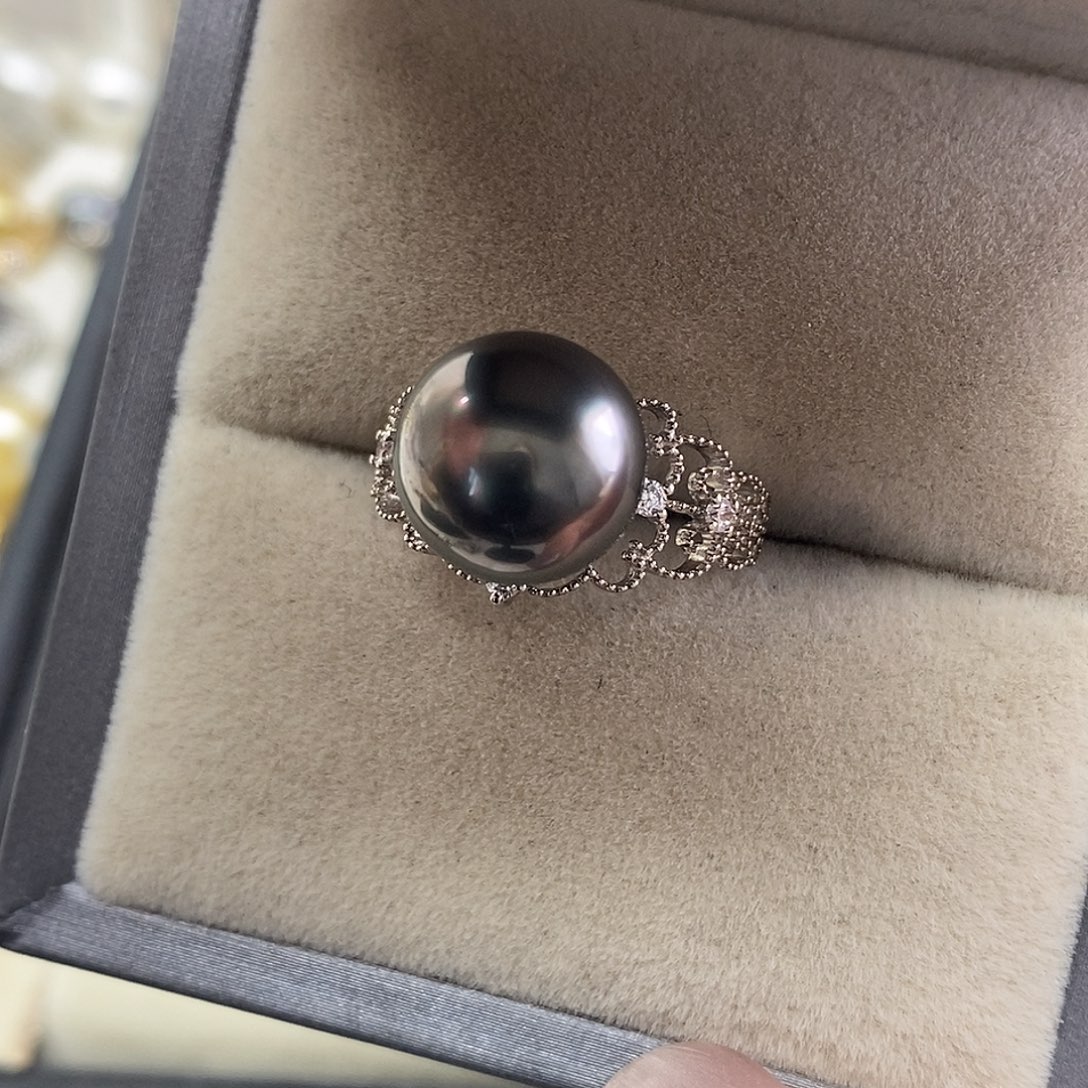 戒指18K金镶嵌海水珍珠