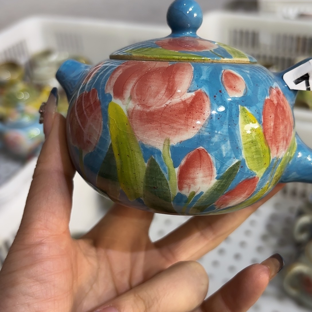 瓷片在干嘛你还没有回来吃饭呀