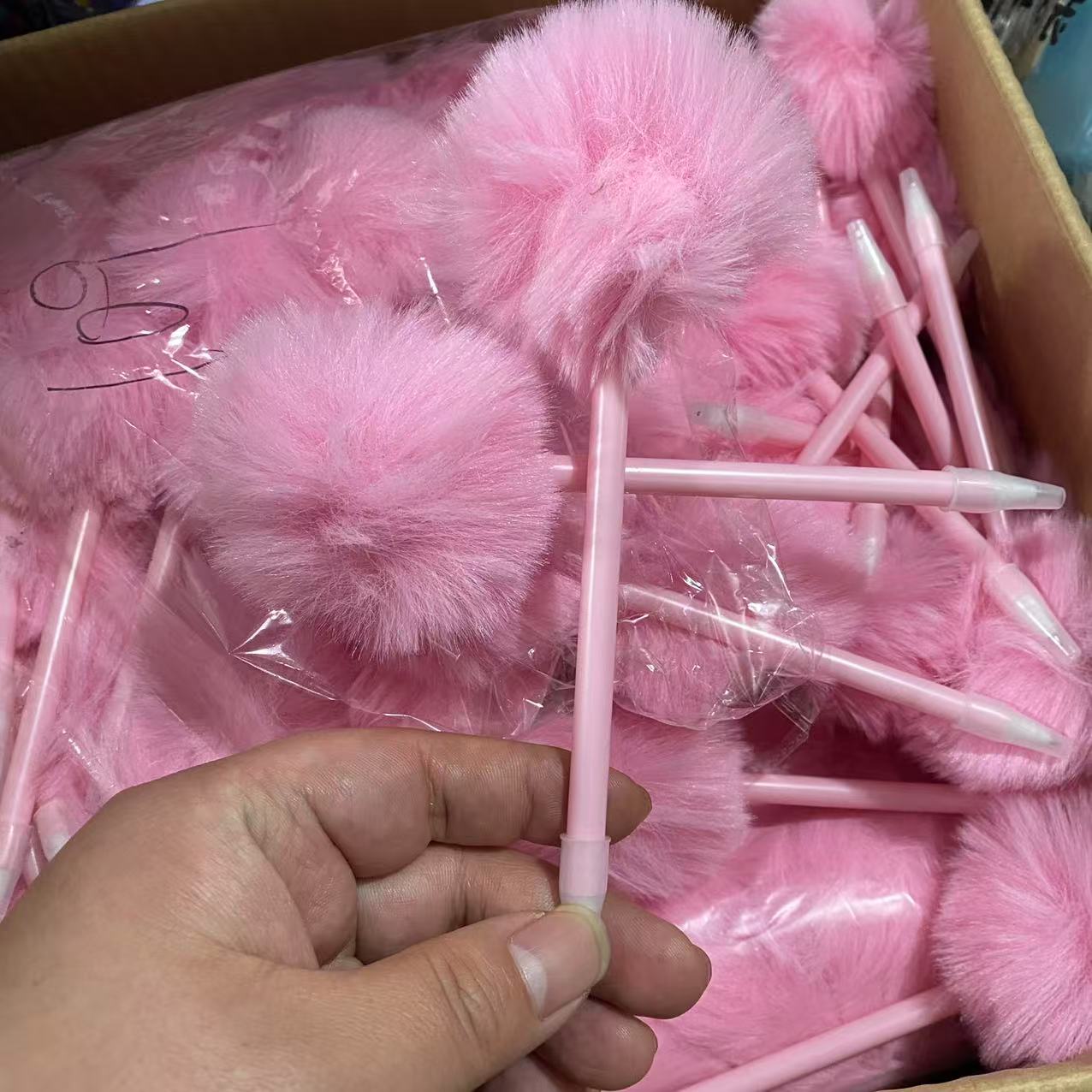 外单 - 毛球 圆珠笔