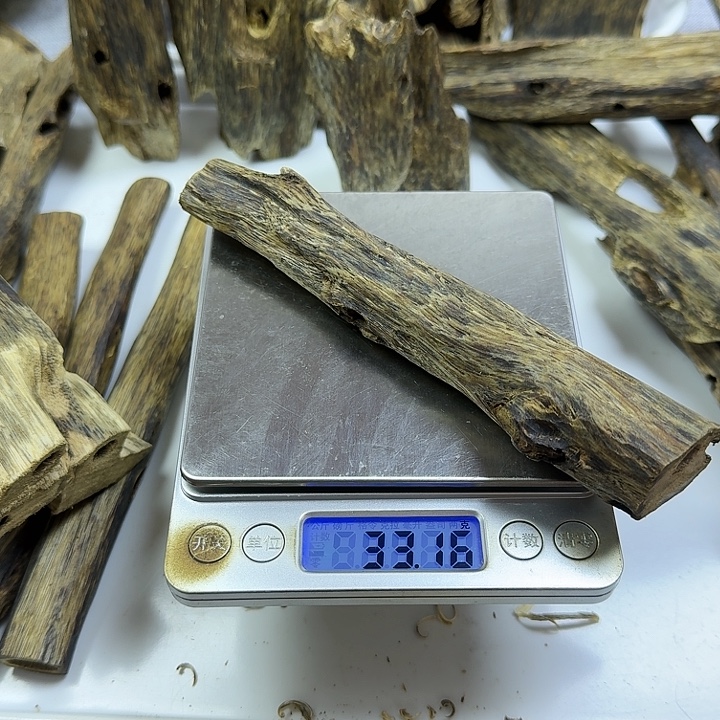 悠***得香料老白棋虫漏香33克