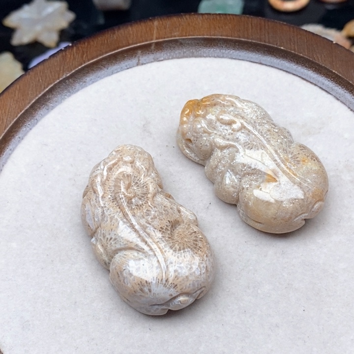 硅化珊瑚（珊瑚玉）手镯未镶嵌