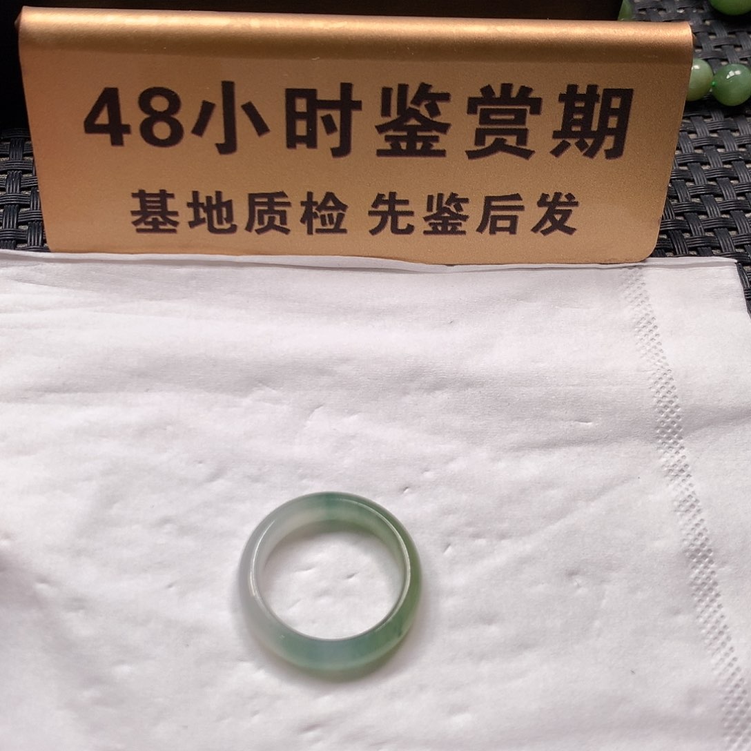 颈饰未镶嵌翡翠内径18.8