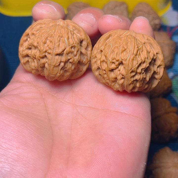 文玩核桃吊坠磨盘