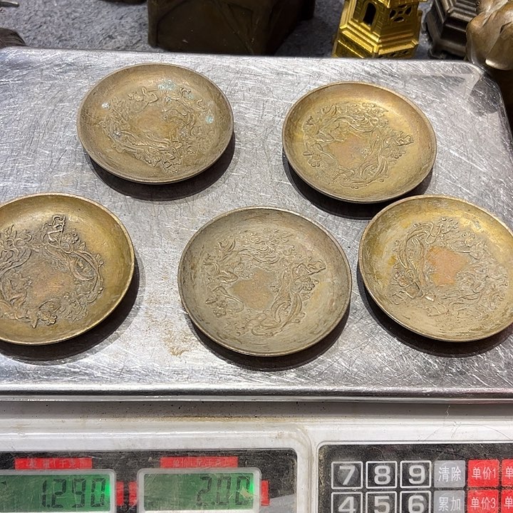 爱**秋微瑕疵黄铜摆件工艺品