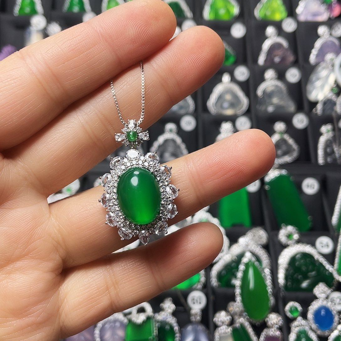 玛瑙/玉髓合金颈饰