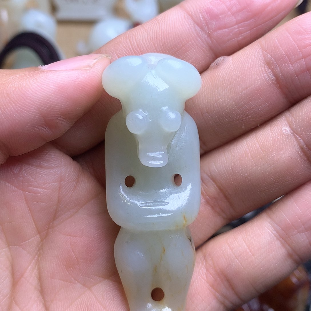 和田玉挂件未镶嵌