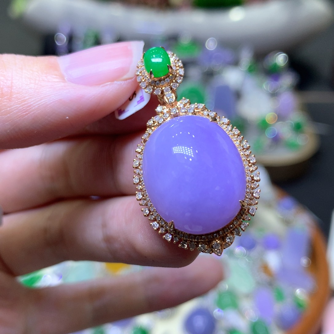 【闪购商品】翡翠颈饰18K金镶嵌翡翠吊坠项链