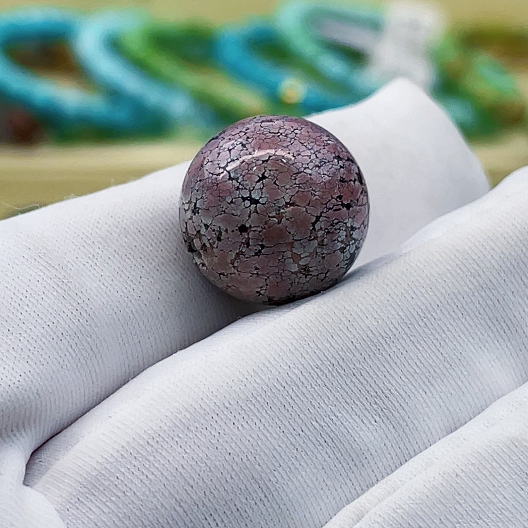 绿松石颈饰未镶嵌