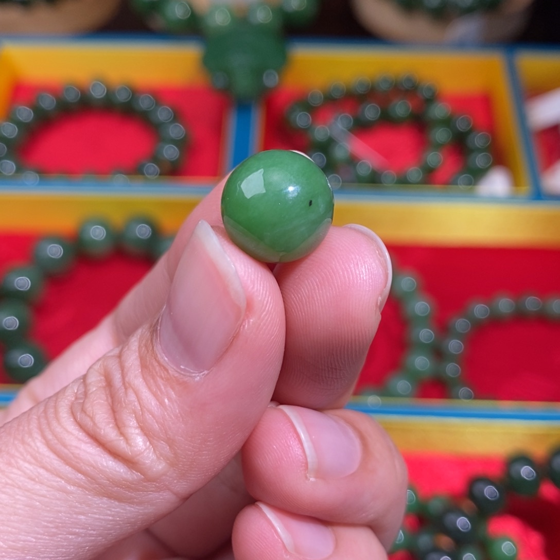 和田玉（碧玉）手链未镶嵌