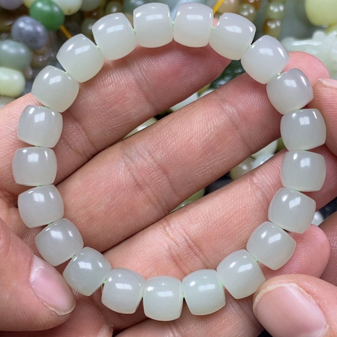 和田玉手链未镶嵌