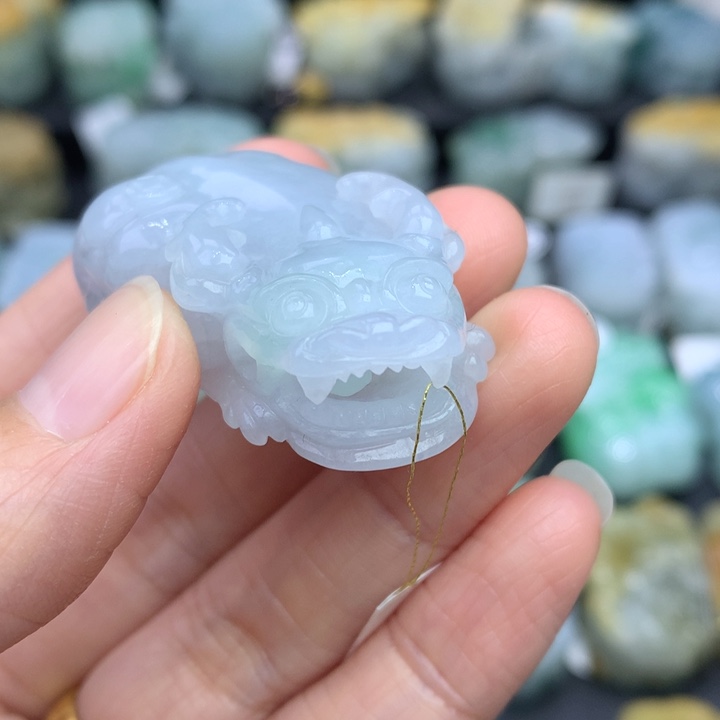 翡翠颈饰未镶嵌天然缅甸A货翡翠貔貅吊坠