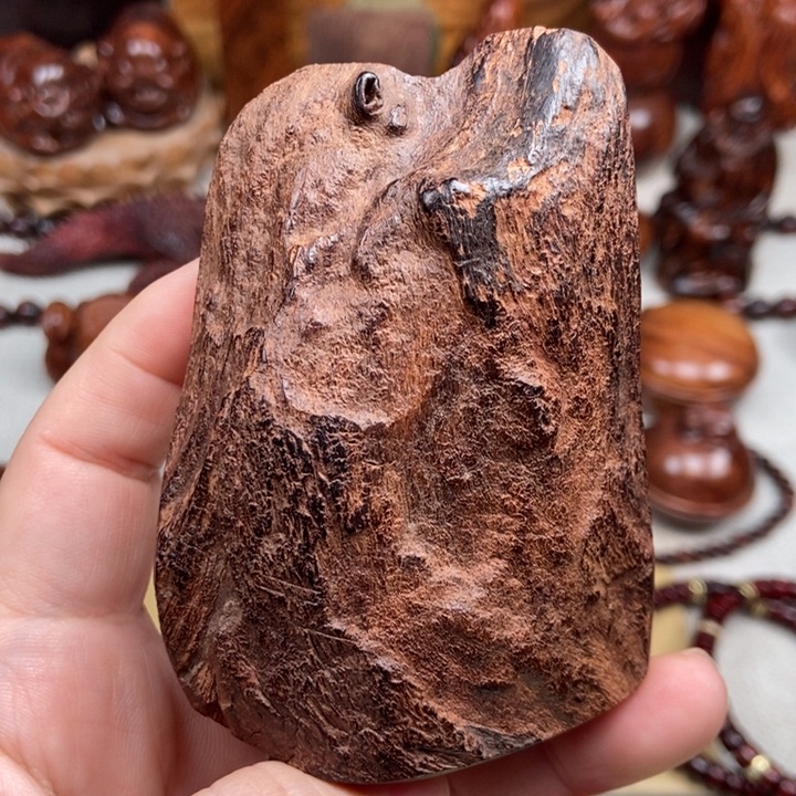 花梨木类端景台40克左右原木