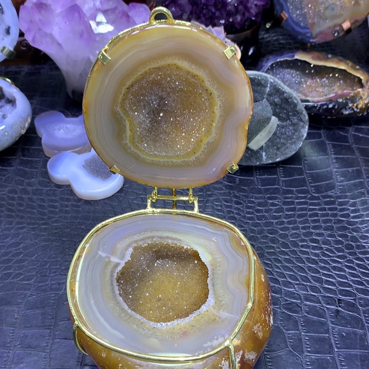 福利黄晶盆未镶嵌水晶