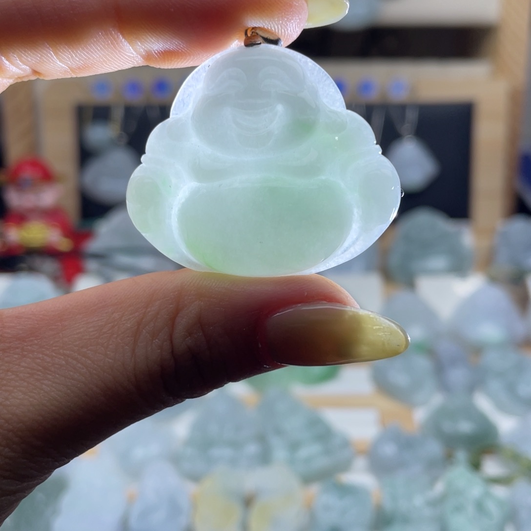 翡翠未镶嵌颈饰32尺寸佛公微瑕介意勿拍不退不换