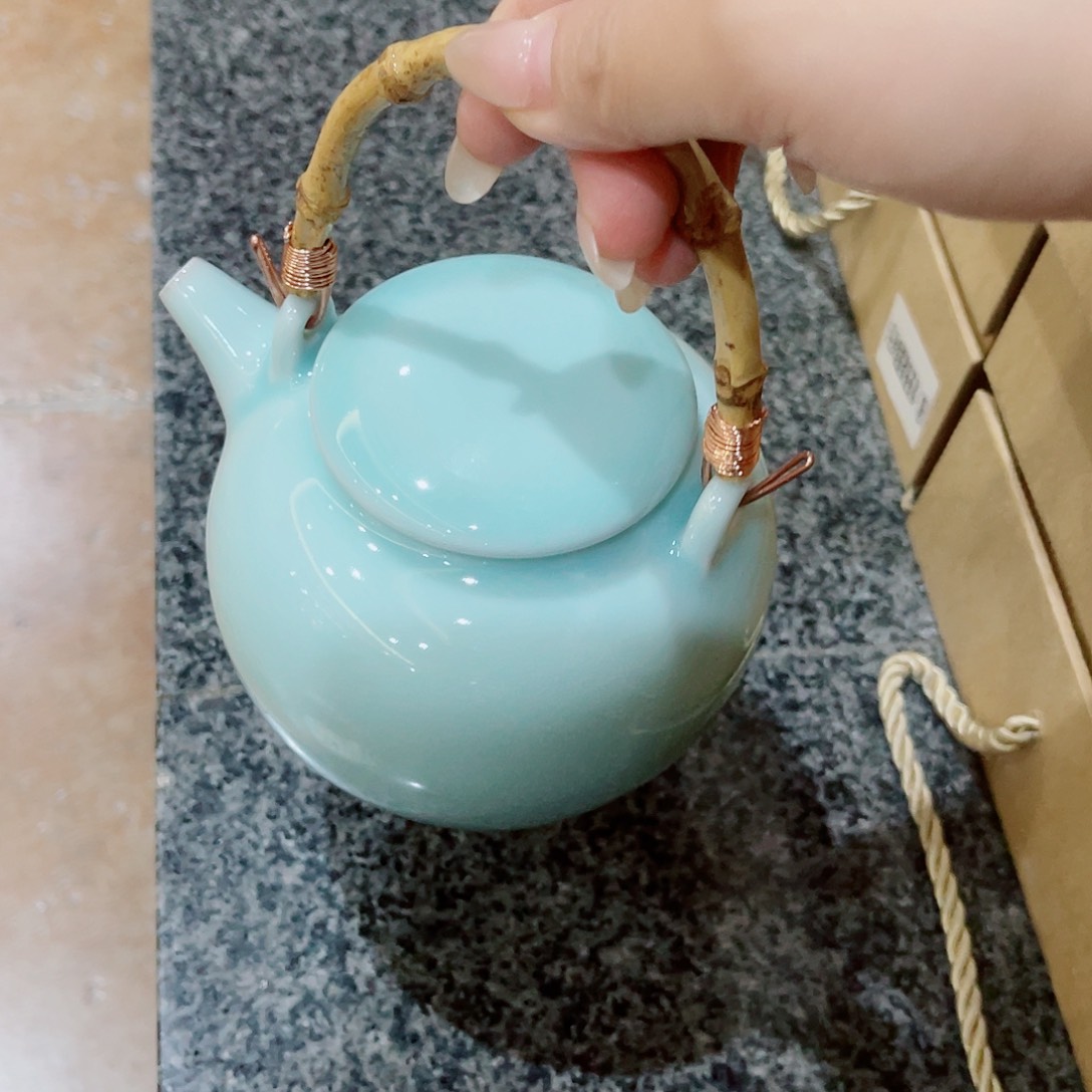 青瓷哈哈哈哈哈哈哈哈