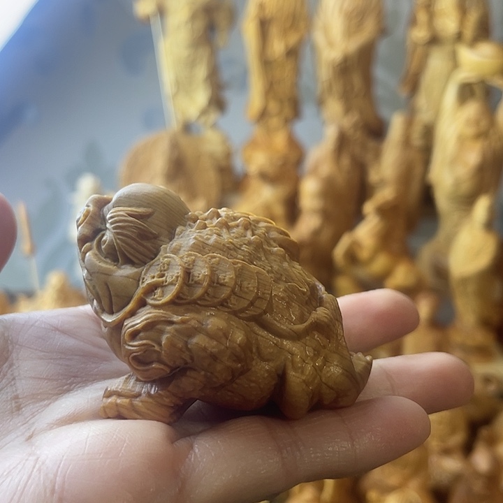 柏木（崖柏）崖柏三足金蟾