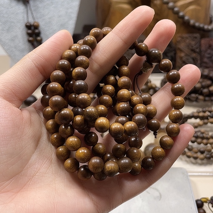 梦***间沉香手串越南芽庄白棋楠