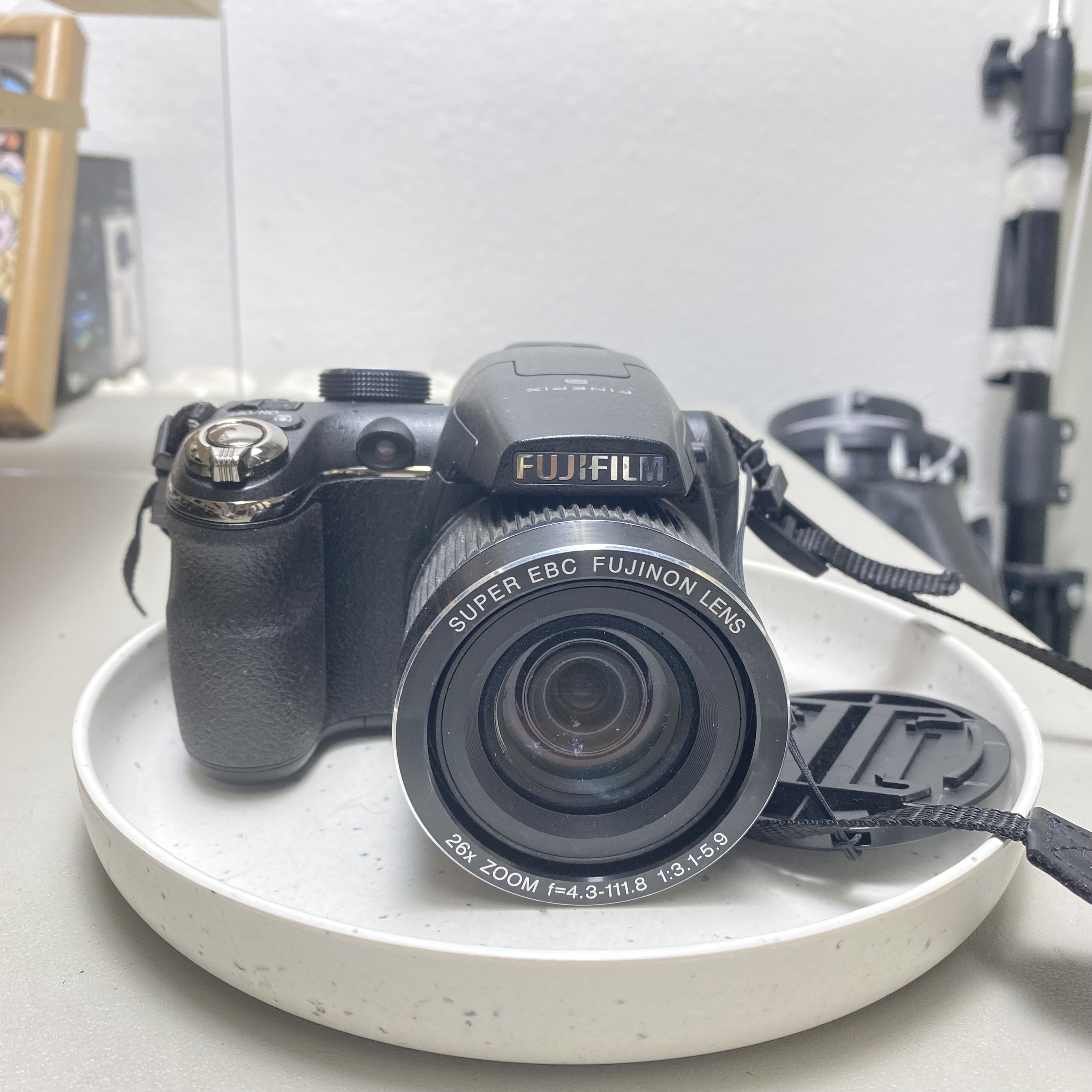 9新 Fujifilm/富士 富士S3300自备4节5号电池1400万像素26倍变焦